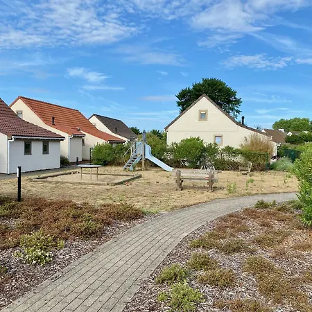 Cozy Fisherman's House With Garden Feriehus